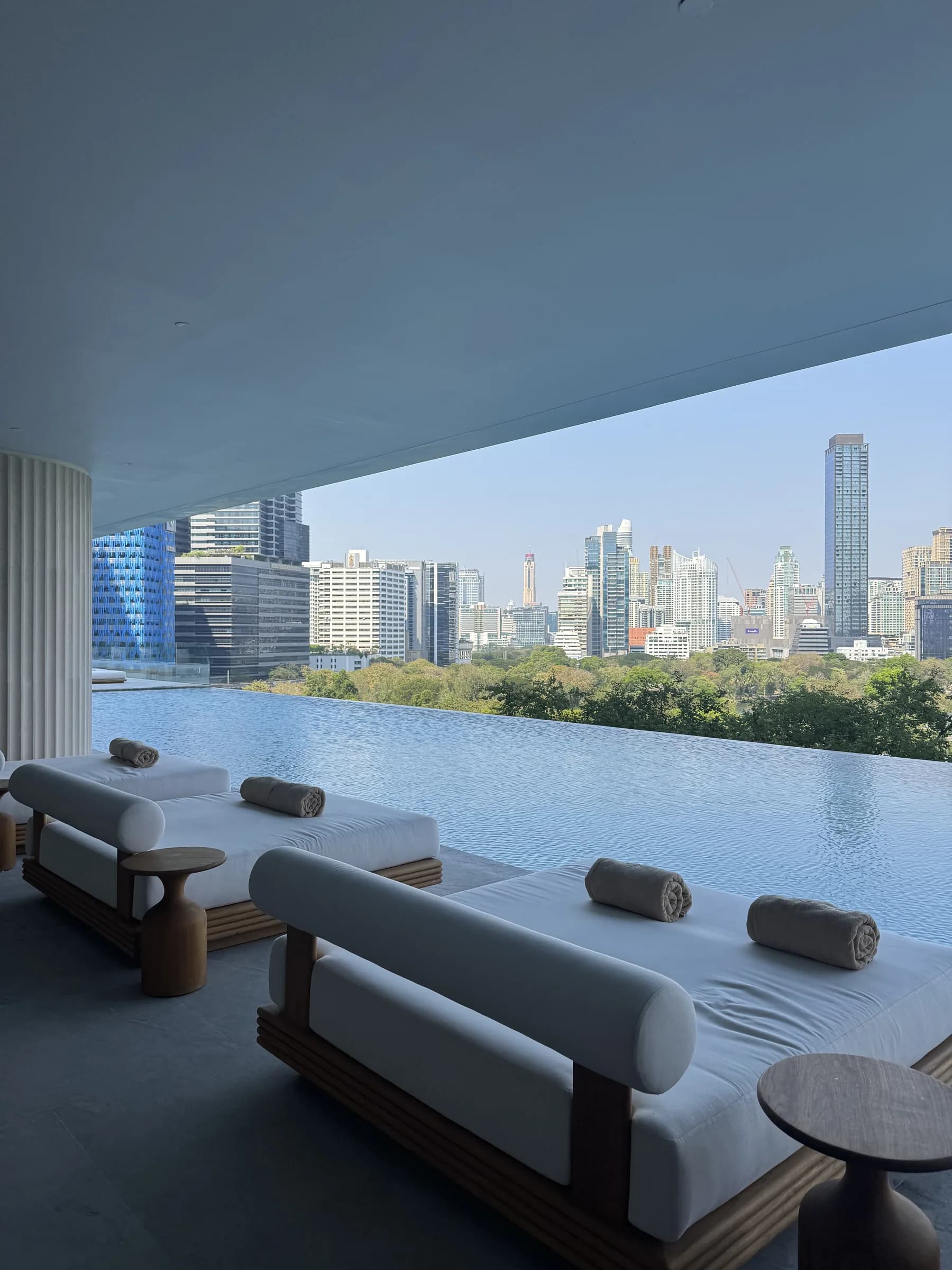 Dusit Thani Bangkok infinity pool and Lumpini Park view