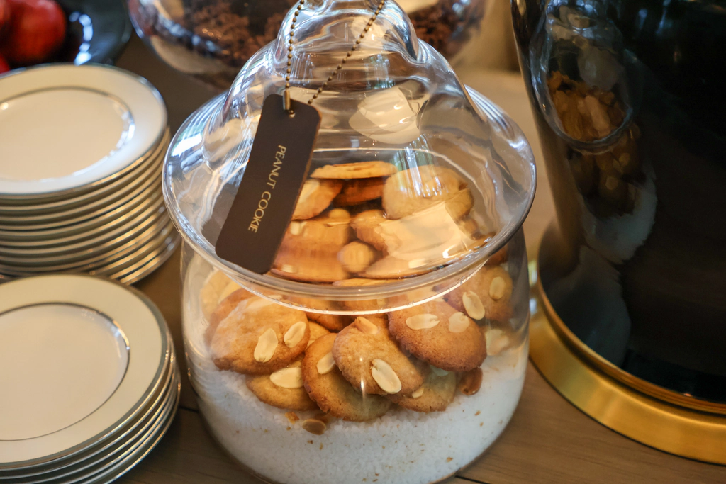 Peanut Cookies، كما تسميها بطاقة العرض.
